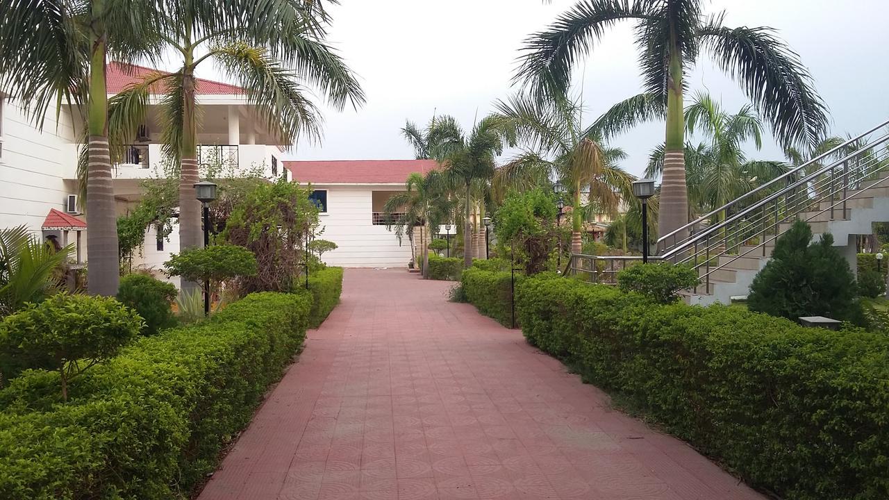 Swayam Resort Balangir Exterior photo
